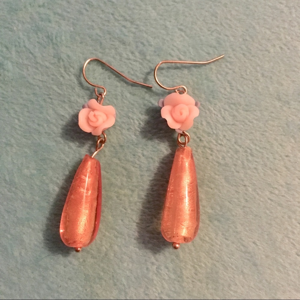 Dainty Flower Earrings